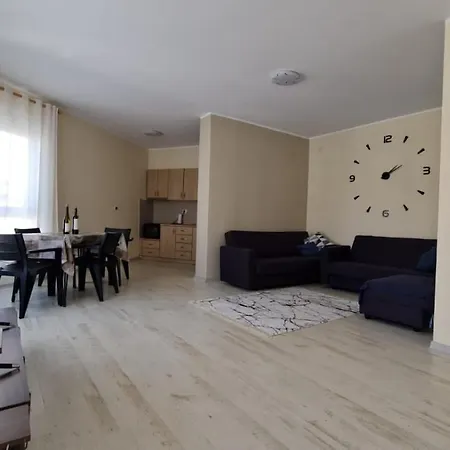 Apartment In Qerret *